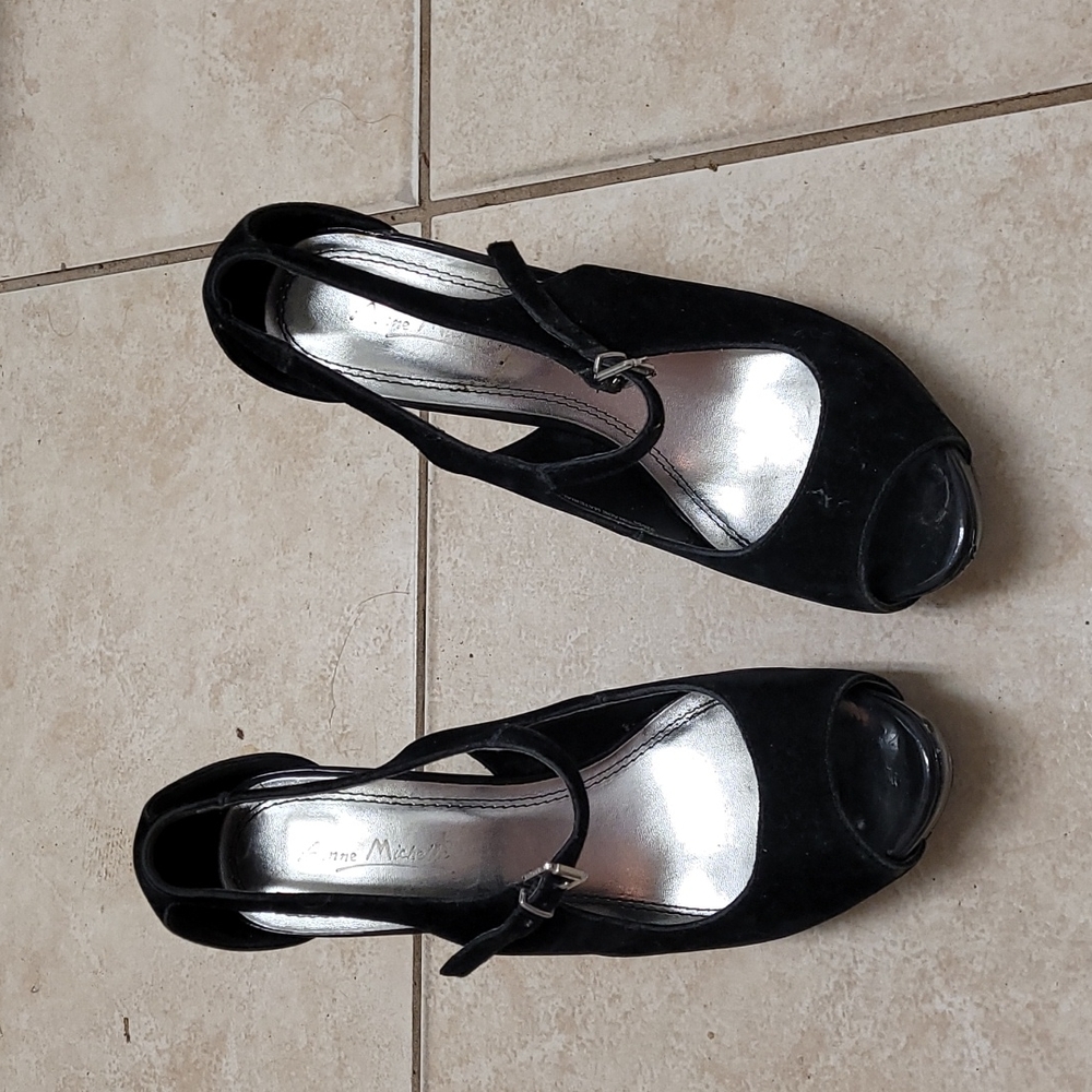 Anne Michelle black and silver stiletto heels size 7.5
